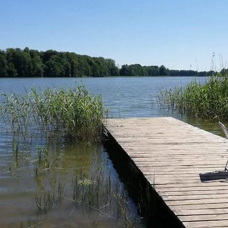 Domek Nad Jeziorem Koszajny Exterior foto